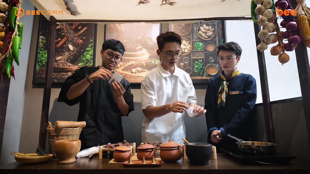 Quán ăn hạnh phúc tập 68 Năm Chà và Nam Khánh thích thú khám phá Bảo tàng Phở, từ tìm hiểu văn hóa đến thưởng thức món ngon