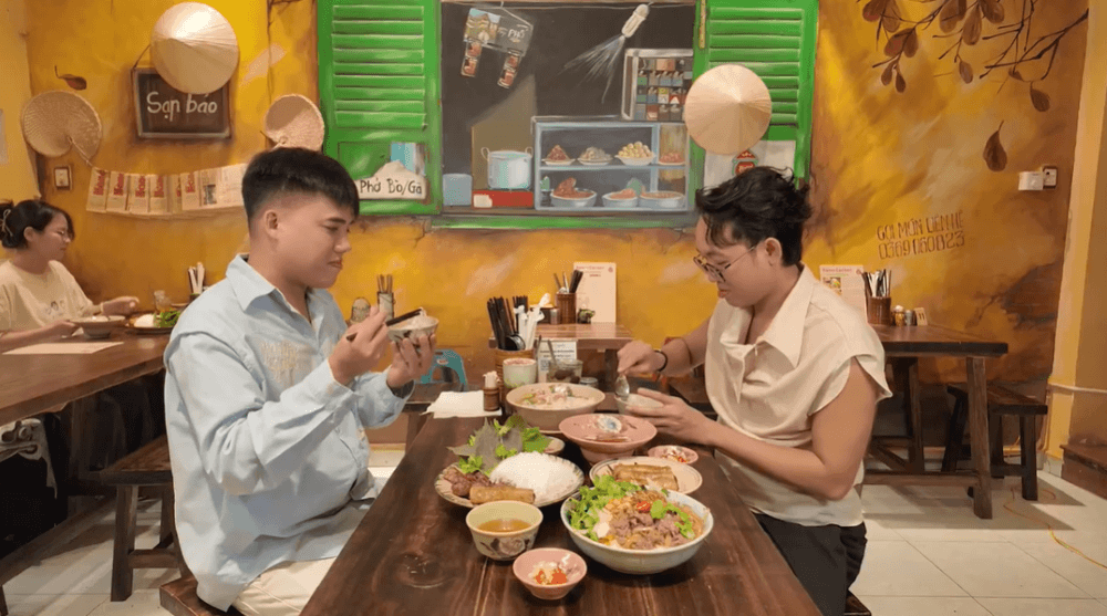 Quán ăn hạnh phúc tập 70 Duy Khương, Năm Chà tìm thấy một góc Hà Nội xưa giữa lòng TP.HCM