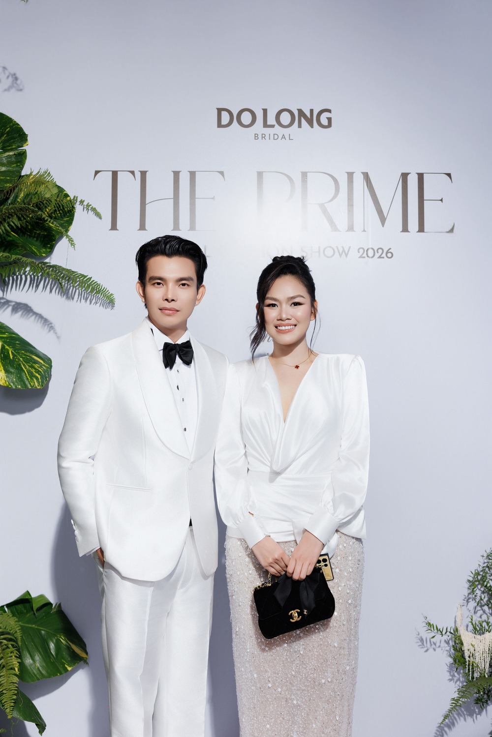 Hari Won lần đầu catwalk, Thanh Thủy làm vedette show thời trang cưới của Đỗ Long
