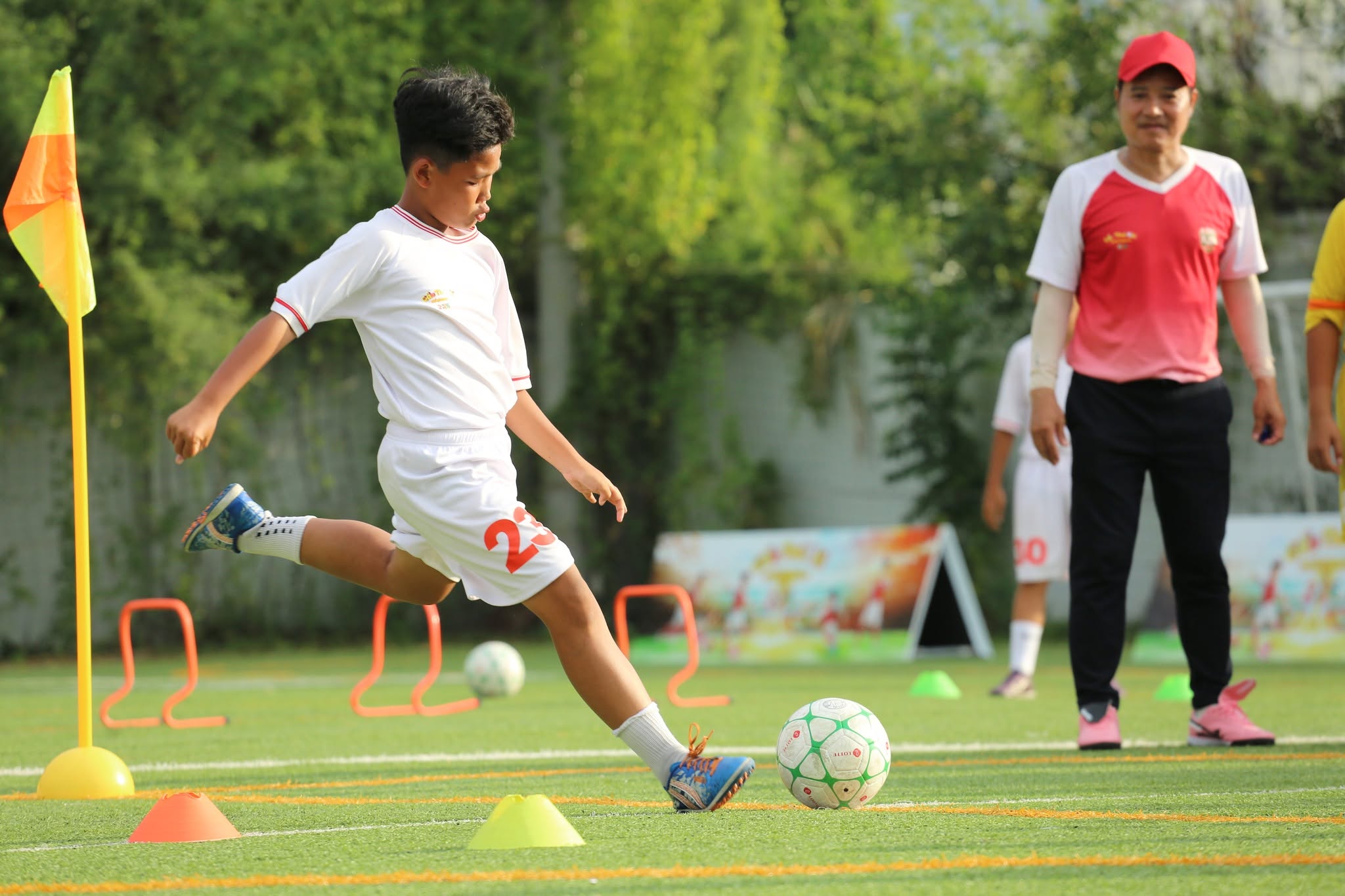 Vòng bình chọn kín và thách đấu sẽ làm ảnh hưởng đến điểm sinh tồn và kết quả Top 10.
