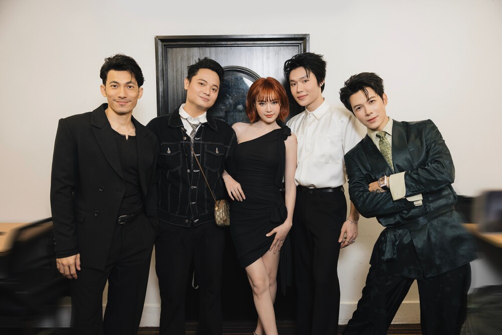 Song Luân, Rhyder, HURRYKNG hội ngộ, ủng hộ Anh Tú Atus ra mắt “Án mạng xém hoàn hảo”