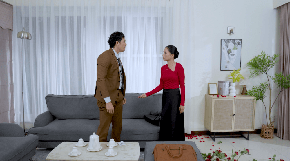 Huỳnh Trường Thịnh vướng nghi vấn ngoại tình khiến Đỗ Diễm sống trong bất an trong phim ngắn “Nhân Tình Bí Ẩn”