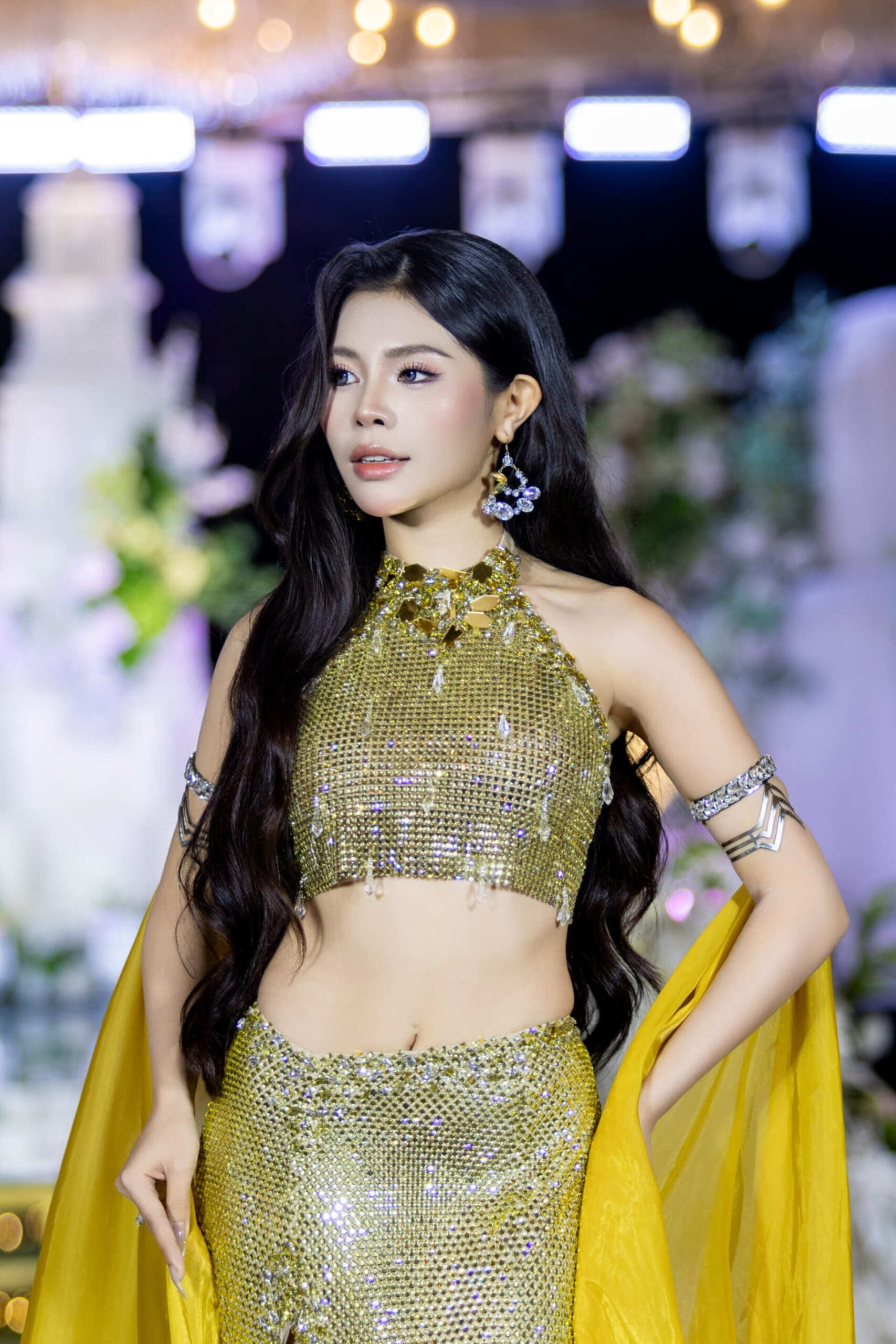 23 người đẹp Miss Charm Vietnam 2026 khoe sắc vóc trên sàn diễn thời trang trước thềm chung kết